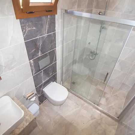 Villa Nisa Villa, Oezel Havuzlu, *